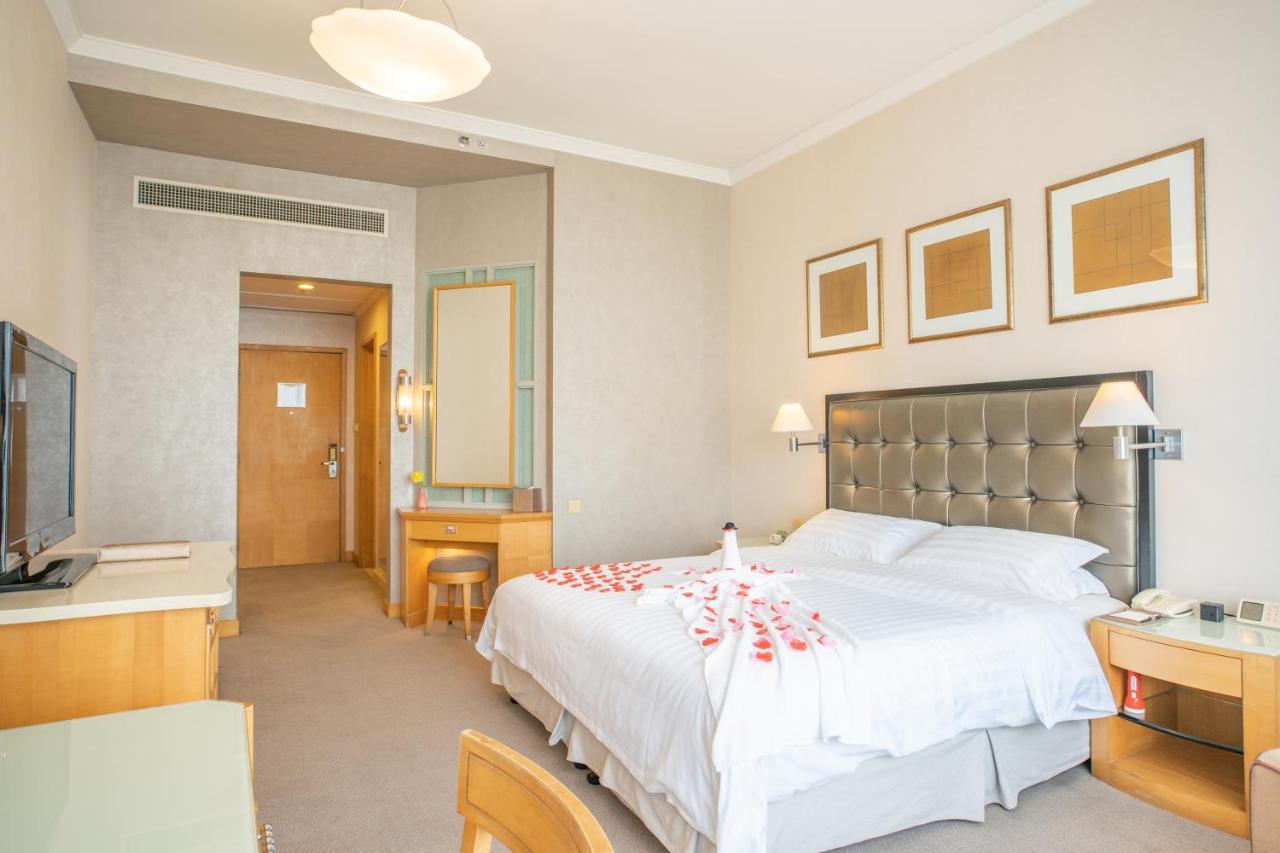 Shantou Junhua Haiyi Hotel Экстерьер фото